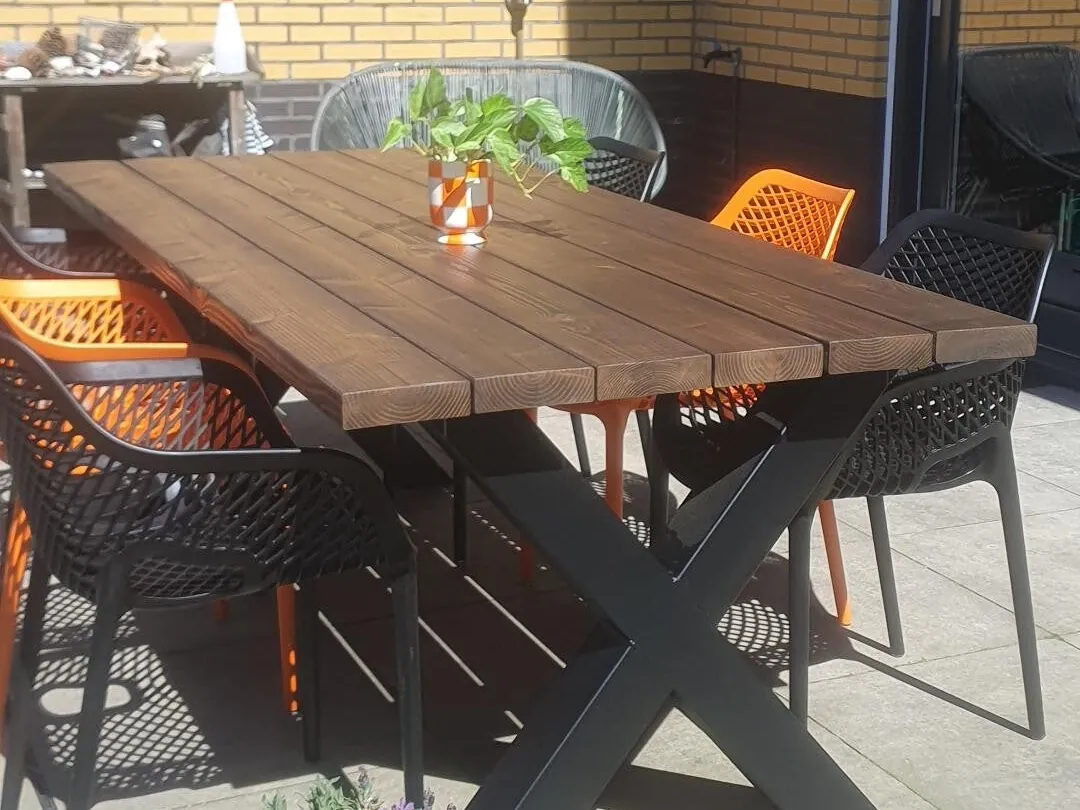 Tv-meubels en sidetables door HOUT & HUIS in Heerenveen